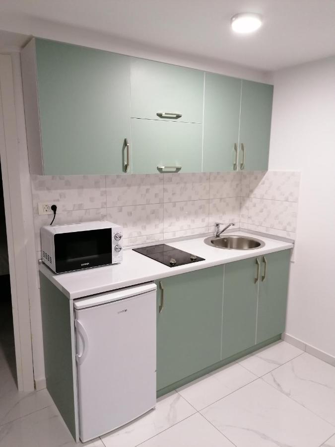 Olea Appartement Tivat Buitenkant foto