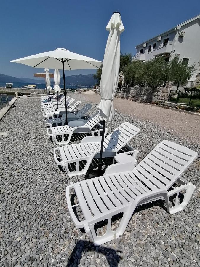 Olea Appartement Tivat Buitenkant foto