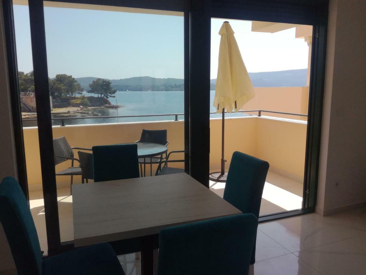 Olea Appartement Tivat Buitenkant foto