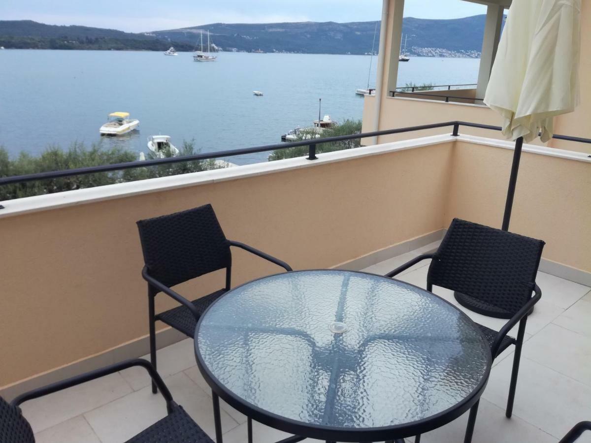 Olea Appartement Tivat Buitenkant foto