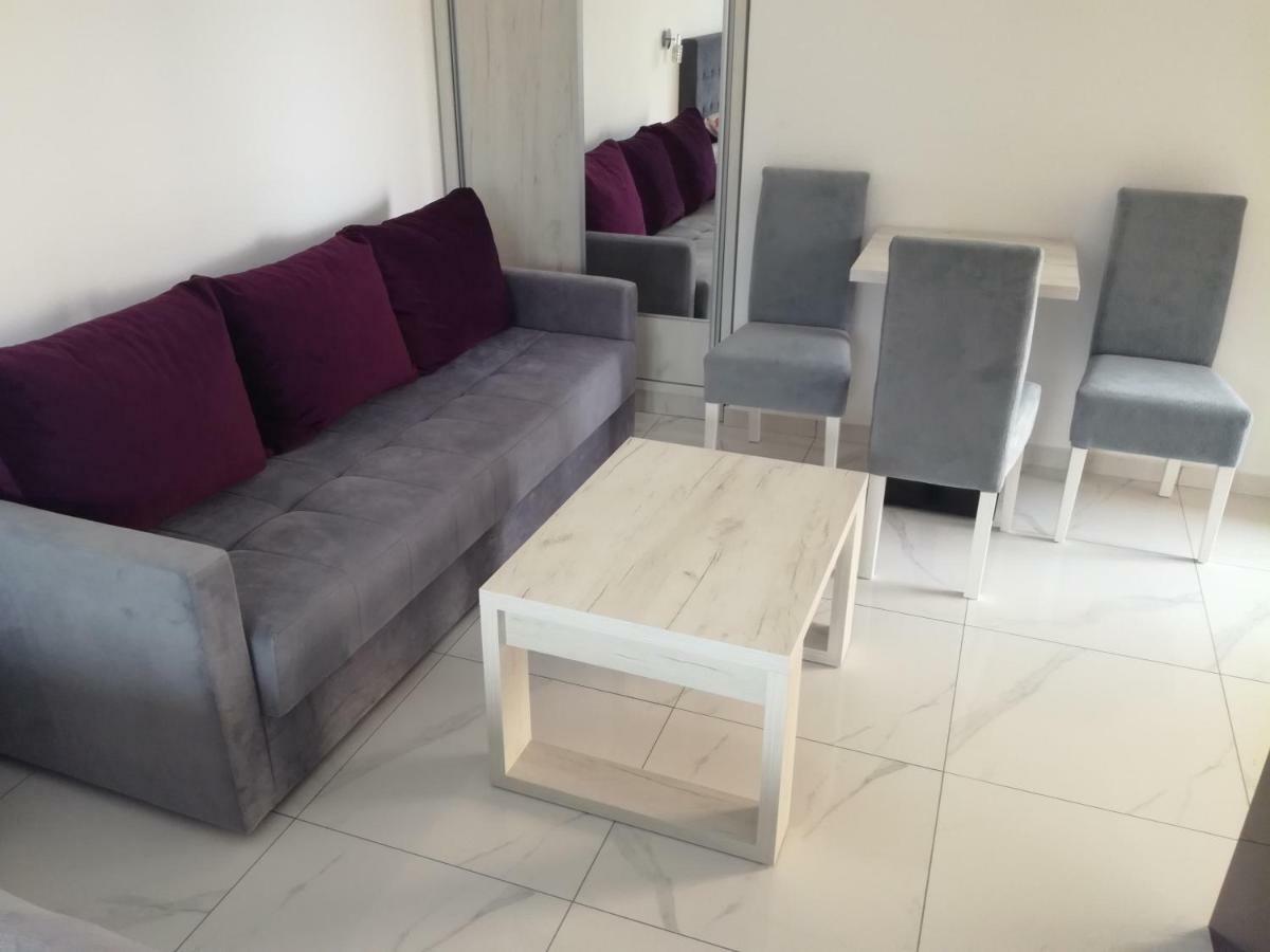 Olea Appartement Tivat Buitenkant foto