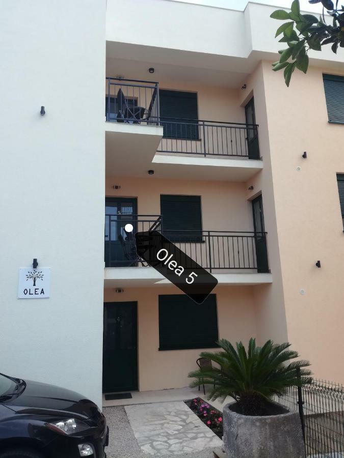 Olea Appartement Tivat Buitenkant foto